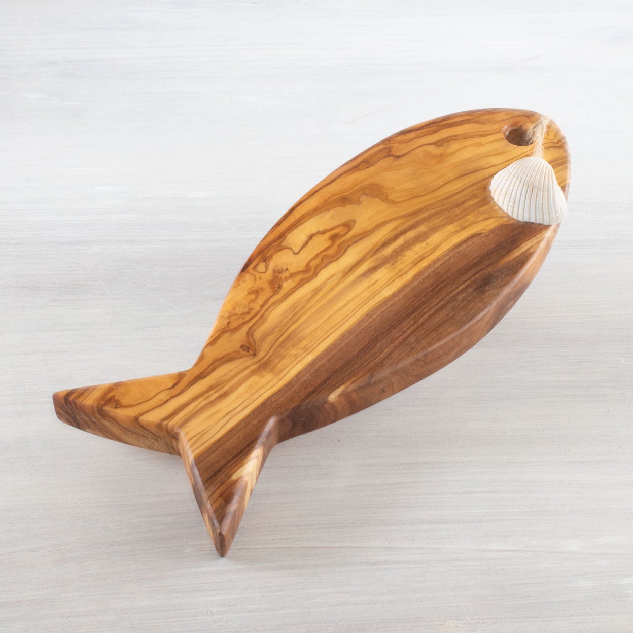 CAPRI Fish-shaped Board OLIVE WOOD HANDCRAFTED FREE ENGRAVING - Jamailah